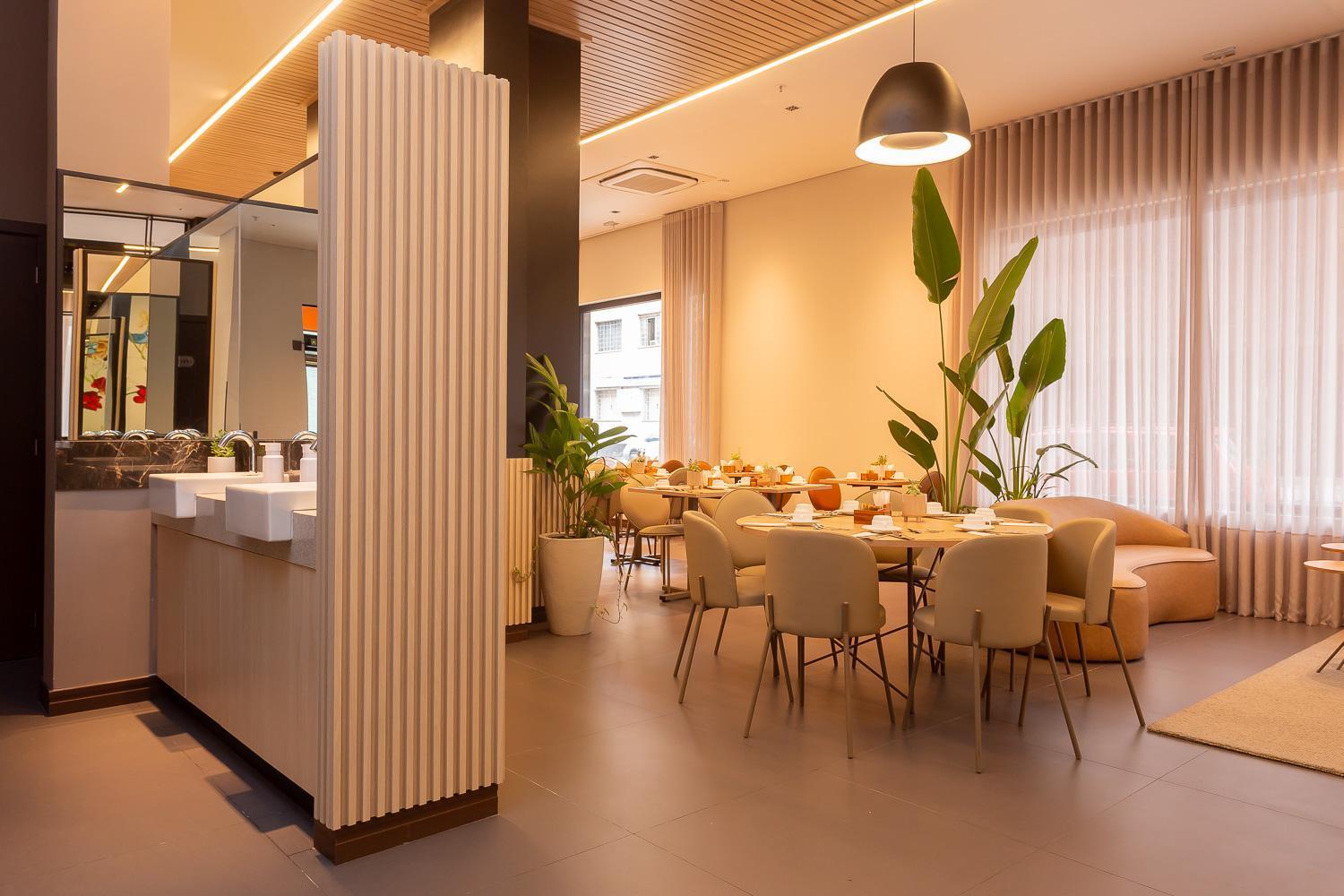 Hotel Roochelle Convention By Nobile กูรีตีบา ภายนอก รูปภาพ